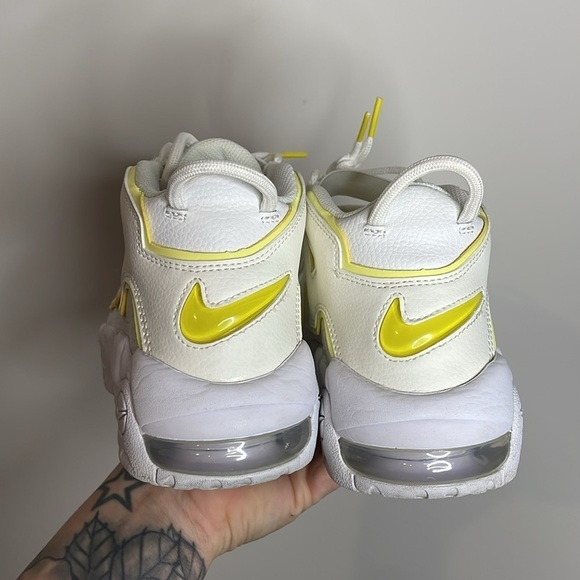 Nike | Women’s Uptempo Sneakers in Light Citron Size 7 - Picture 5 of 8